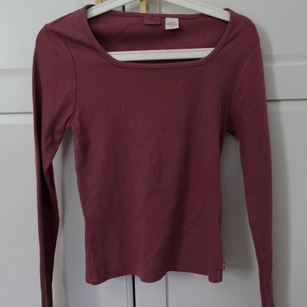 Levi's Scoop Neck Ribbed T Shirt New